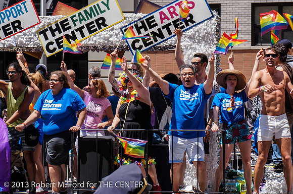 PrideMarch_035_20130630